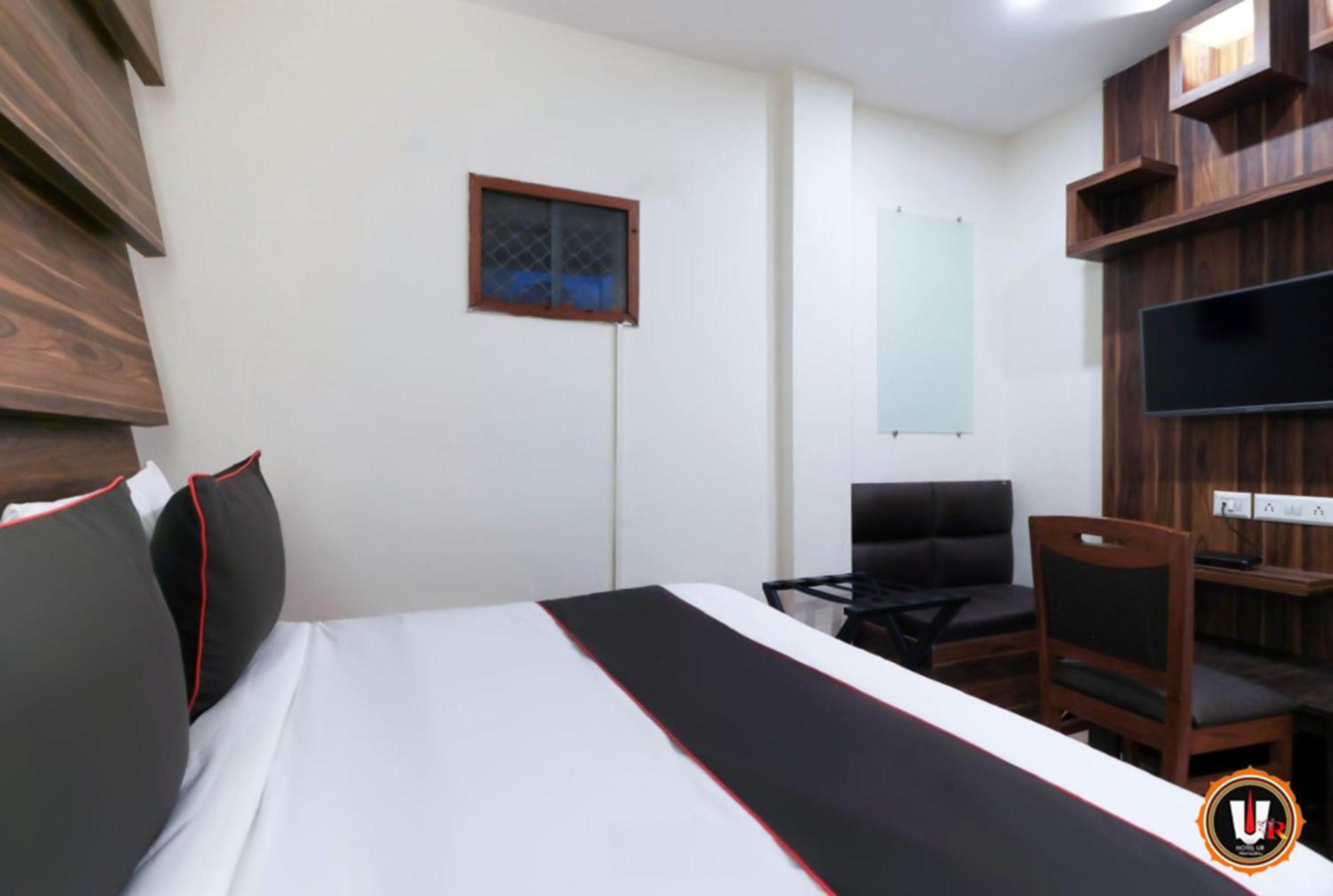 Allāhābād Junction Hotel Ur מראה חיצוני תמונה